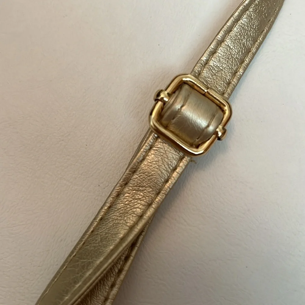 Scout Metallic Gold Quilted Abby Crossbody NWT - Picture 8 of 8